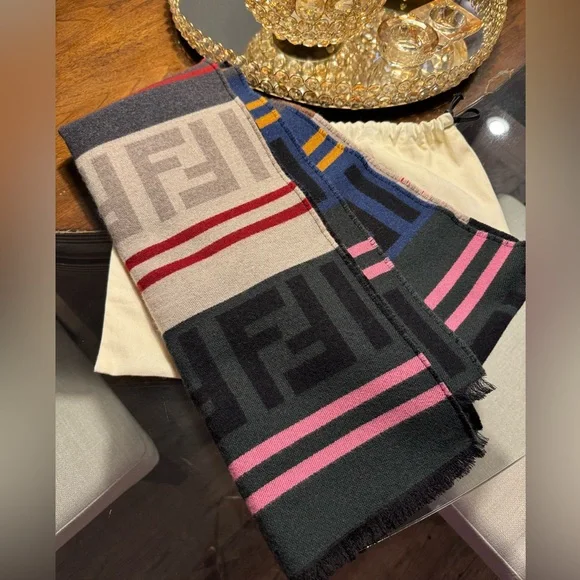 Fendi Multicolor Scarf - Picture 2 of 13
